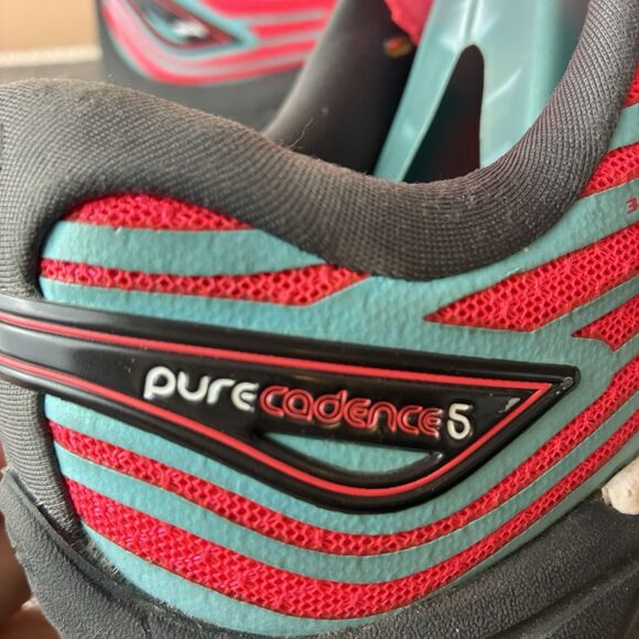 Brooks Pure Cadence 5 Women’s Bright Red/Pink Sneakers Size 9 Medium - Picture 4 of 9